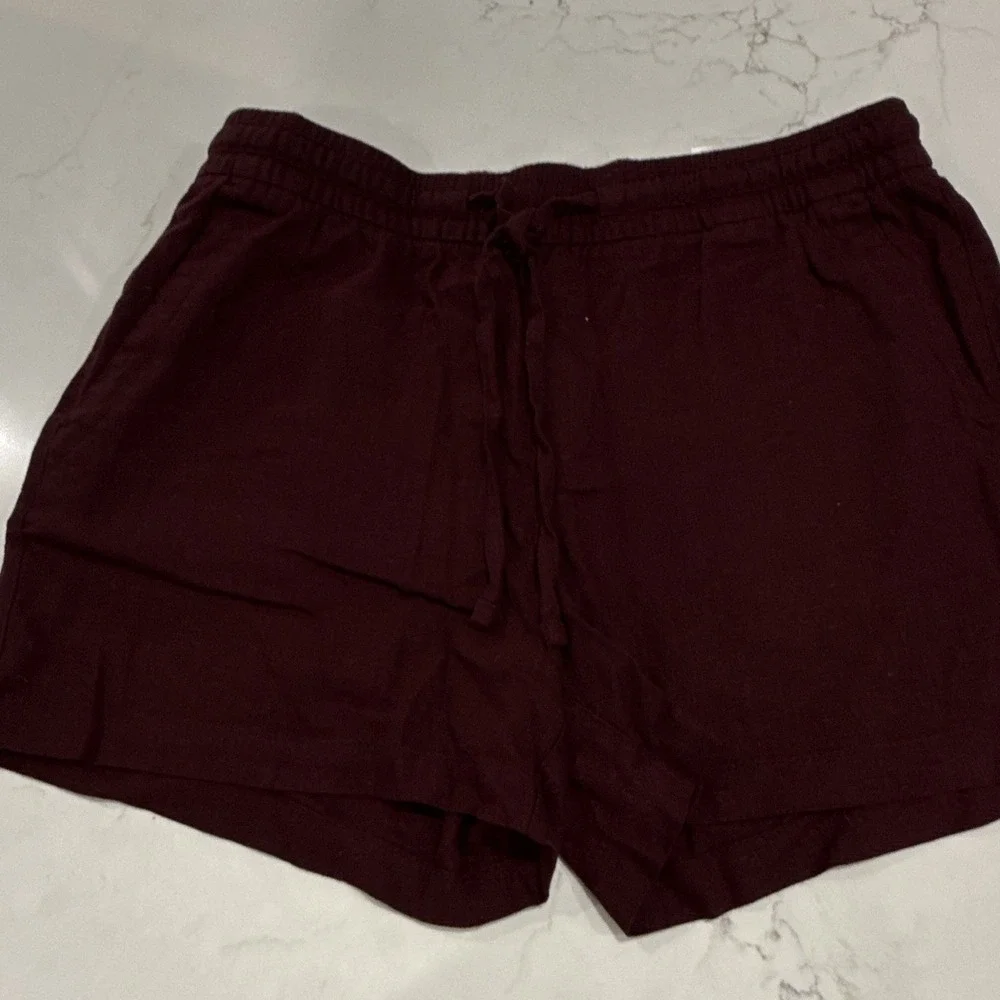 Old Navy Women's Linen Blend Drawstring Shorts Size M Lot of 3 Camo/Colors